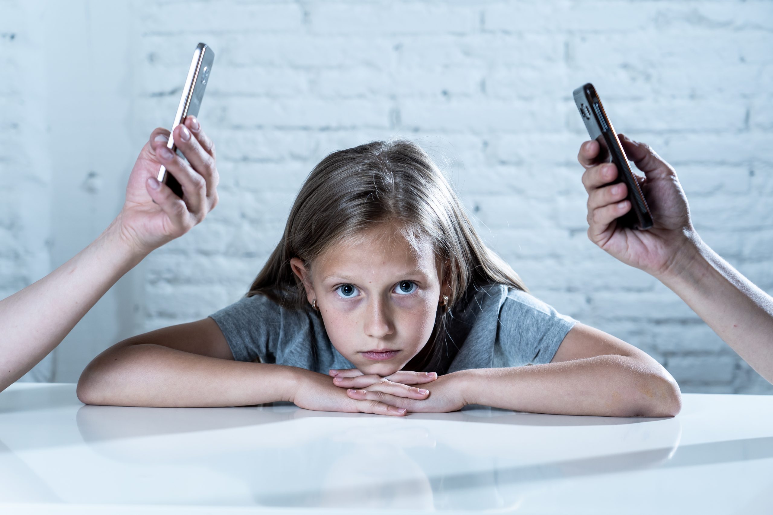 Qué pueden hacer los padres con el 'smartphone' y los niños? - La
